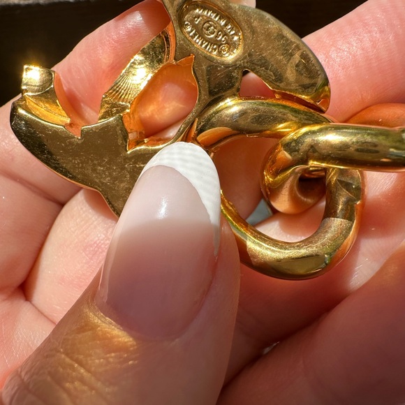 Vintage Chanel turn lock bracelet - Picture 14 of 14